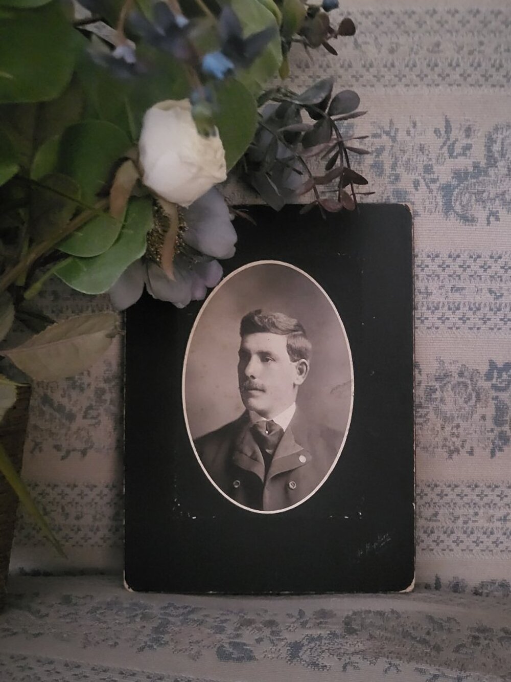 Antique 1900s Black Cabinet Card Photo J H Hopkins Vintage Man Portrait